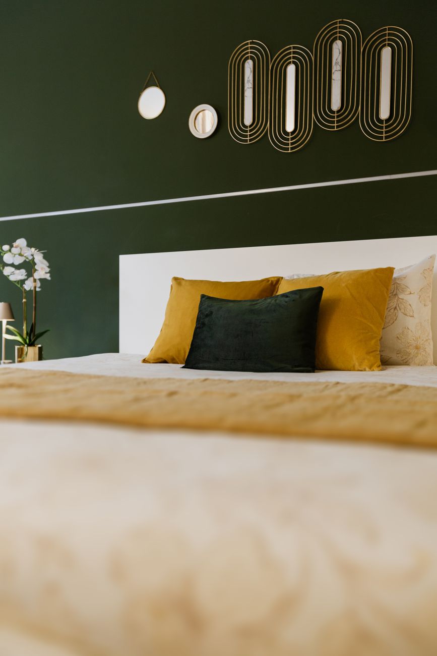 Enduit à la chaux ou enduit décoratif : que choisir pour un mur texturé ?